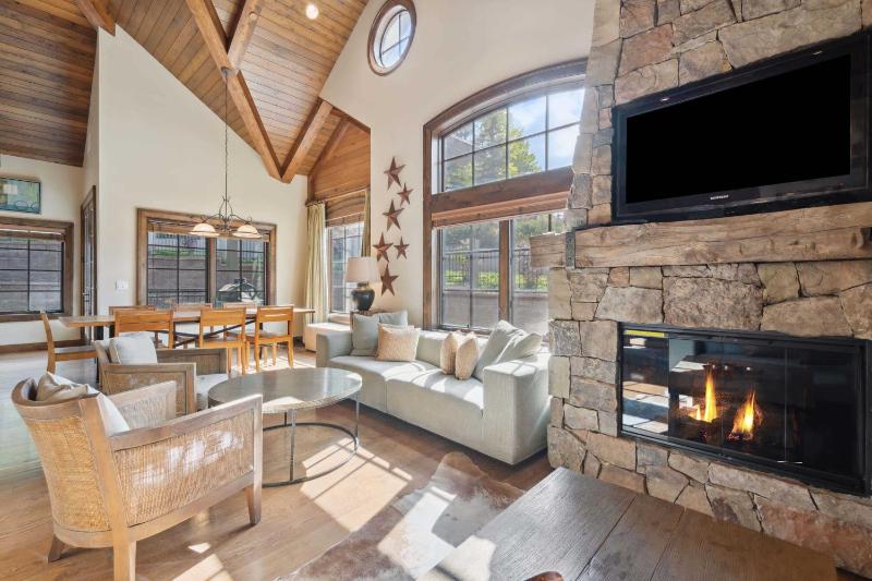 Woodrun Place 61 - image 23