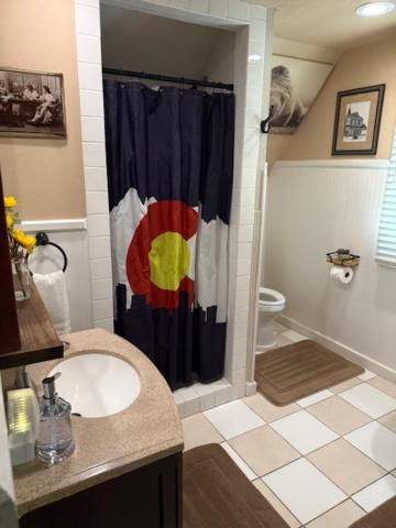 King Room image 3