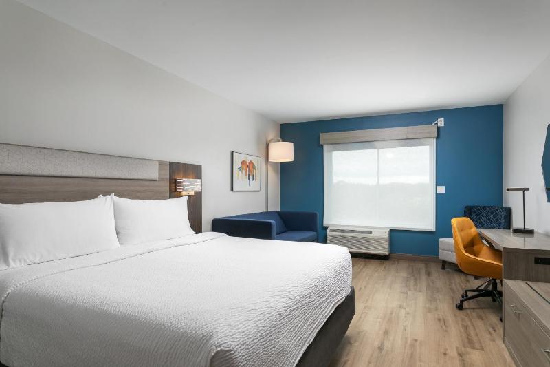 King Suite image 2