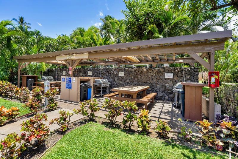 Rear Ocean View 2 Bedroom Single Level Condo at Kamaole Sands 9-305 - image 39