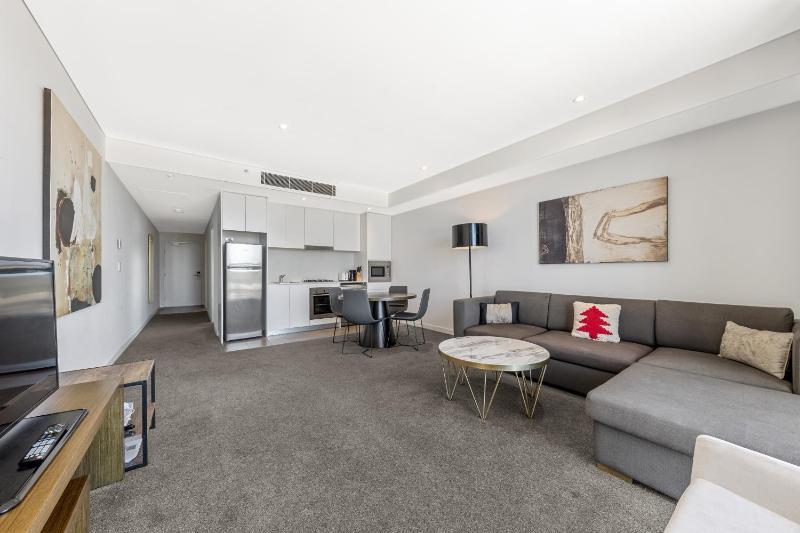 KozyGuru | Chatswood | Top Location Studio - image 15