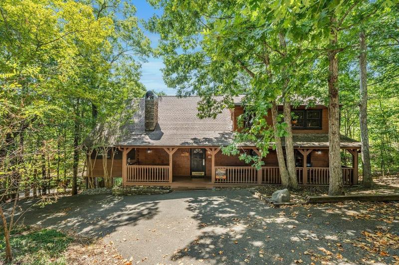 Four-Bedroom Holiday Home image 3