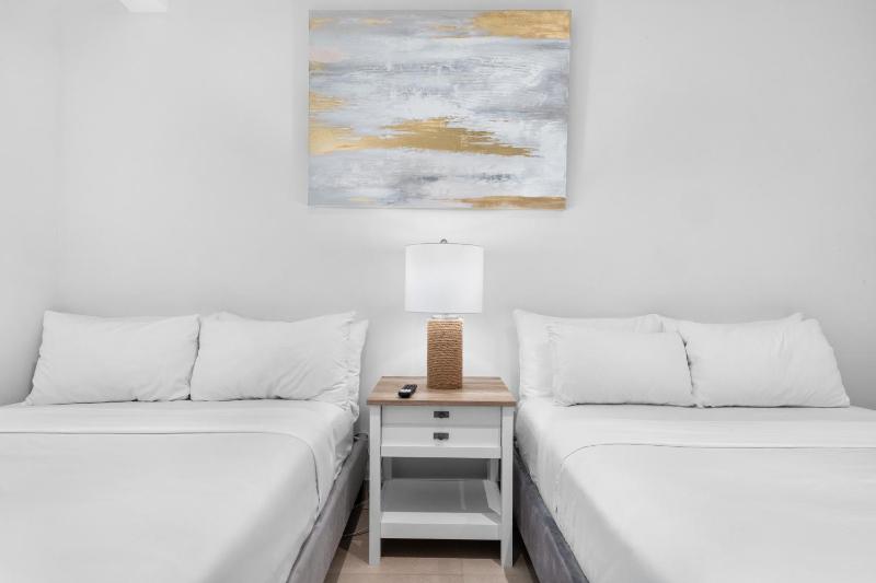 10BR Oceanfront Oasis Villaplaya Bocobay - image 9