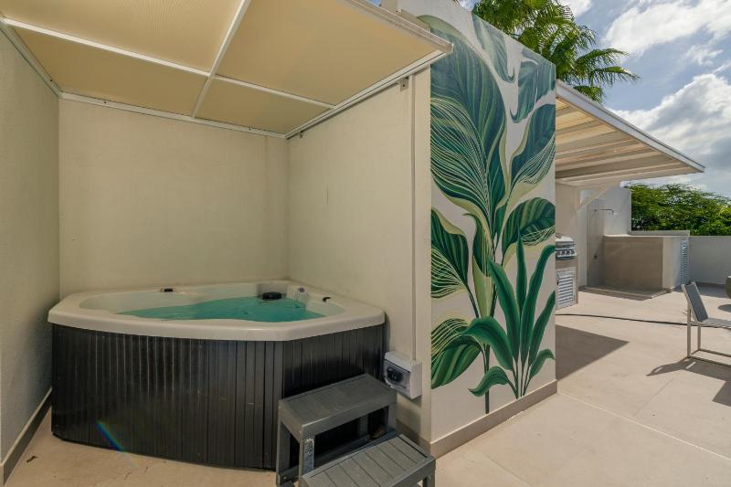 10BR Oceanfront Oasis Villaplaya Bocobay - image 46
