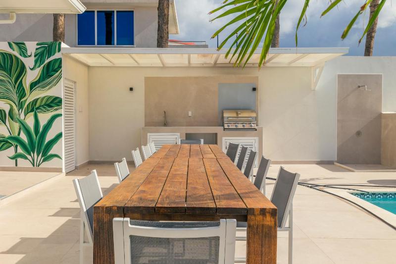 10BR Oceanfront Oasis Villaplaya Bocobay - image 6