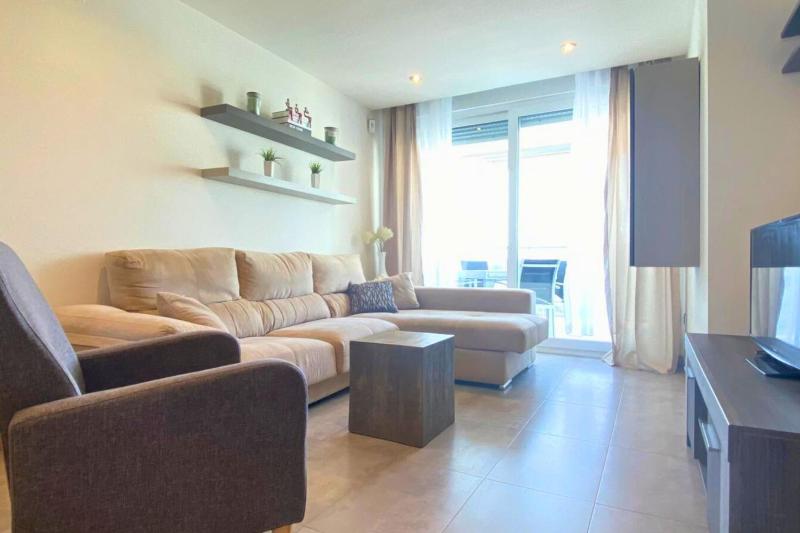 Modern flat with swimming pool terrace and equipped solarium - image 45