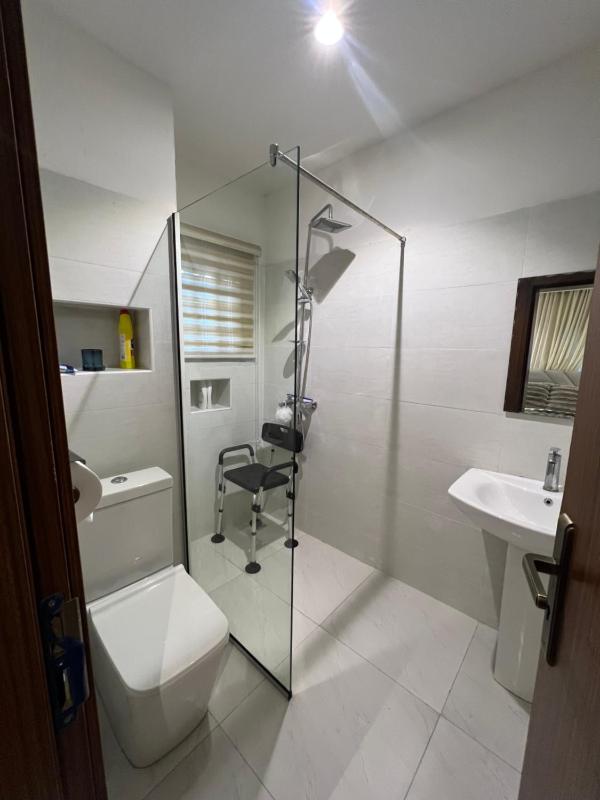 OD Cribs Luxury Apartment and On demand Car Service - image 14