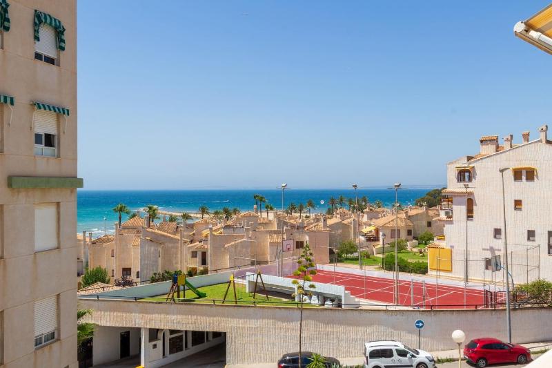 The Coastal Paradise - 1a Linea Beach and views - image 2