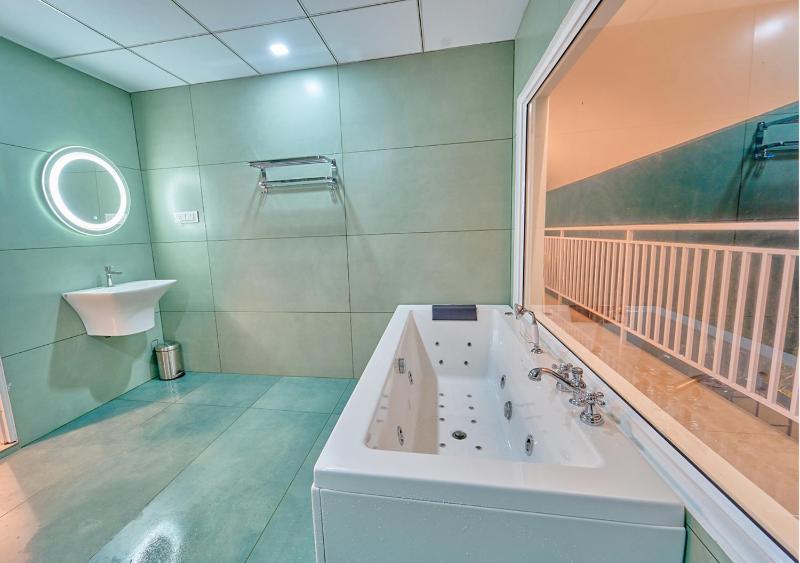 Ice Mist Pool Resort Munnar by VOYE HOMES - image 8