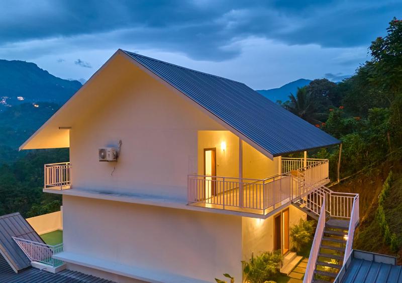 Ice Mist Pool Resort Munnar by VOYE HOMES - image 26