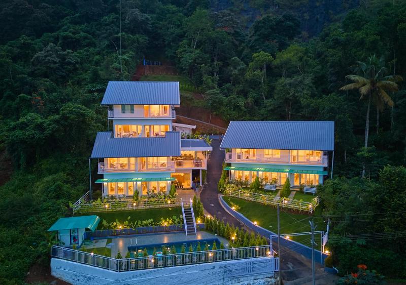 Ice Mist Pool Resort Munnar by VOYE HOMES - image 16