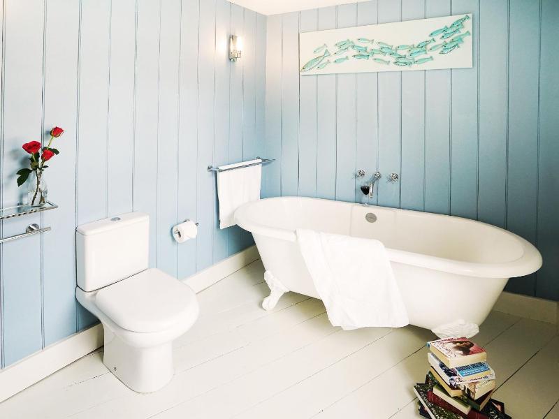 Sandpiper Cottage by The Suffolk Cottage Collection - image 6