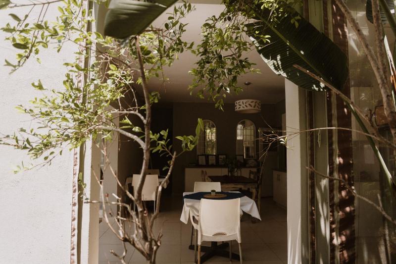 Caza Beach Guesthouse - image 9