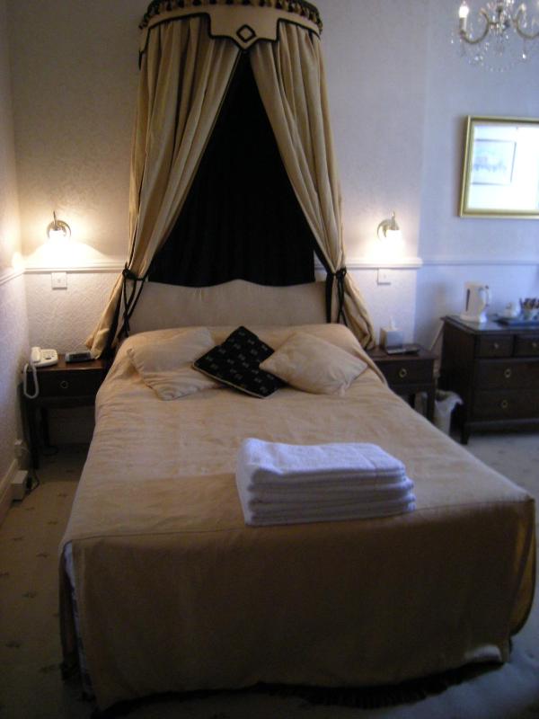 Double Room with Garden View image 4