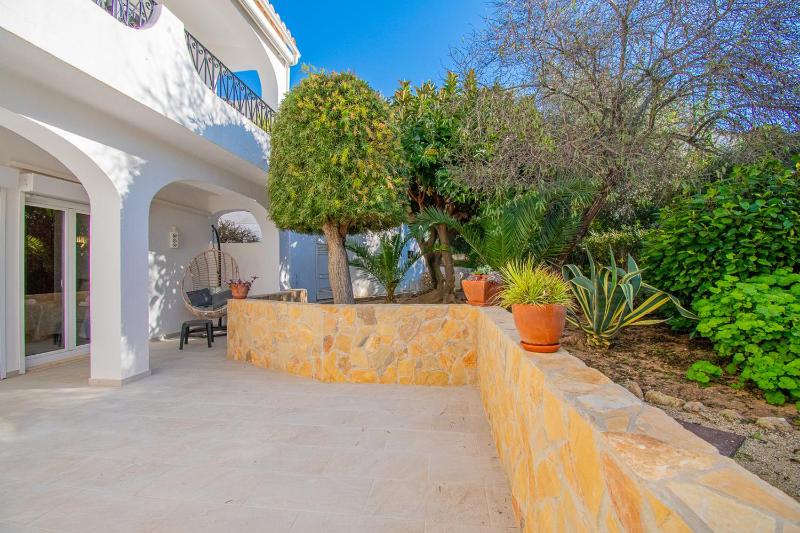 99 ADM Casa Mendes - Fabulous townhouse - image 13