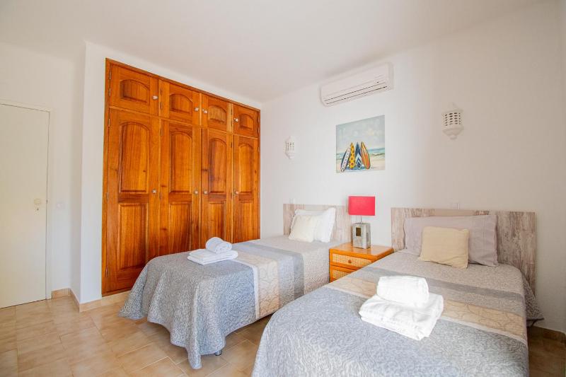 99 ADM Casa Mendes - Fabulous townhouse - image 22