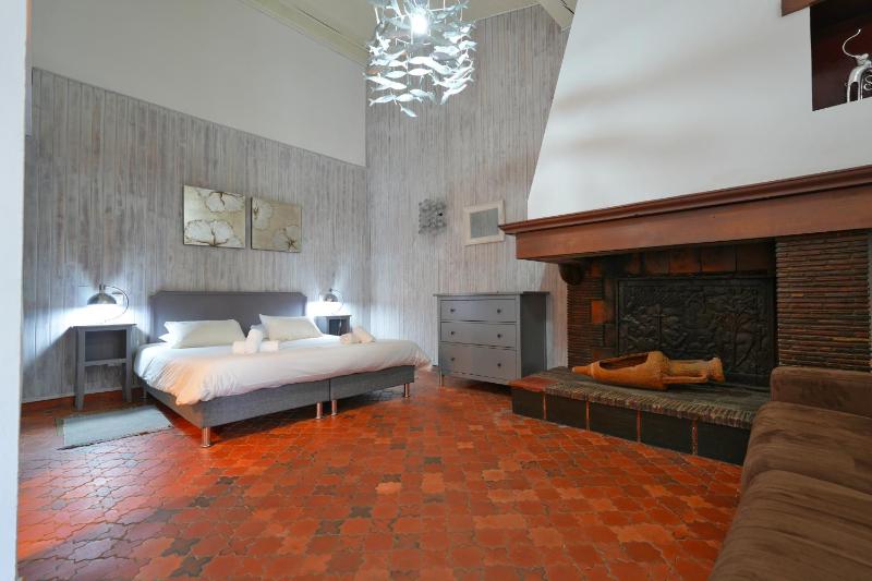 Comfort Room image 1