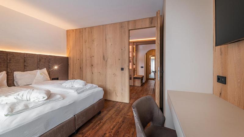 Superior Suite image 1