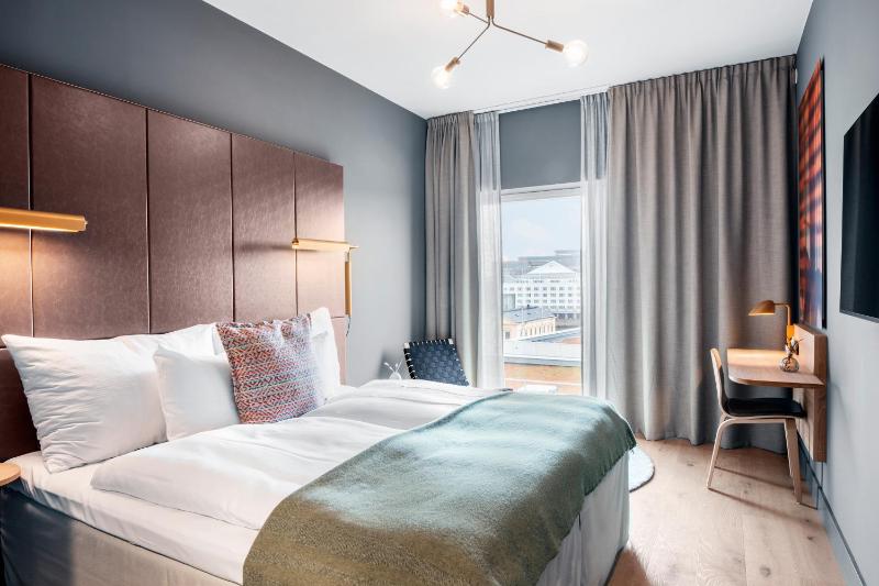 Superior Twin Room image 1