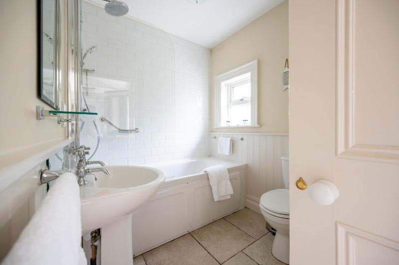 Superior Suite with Sea View image 4