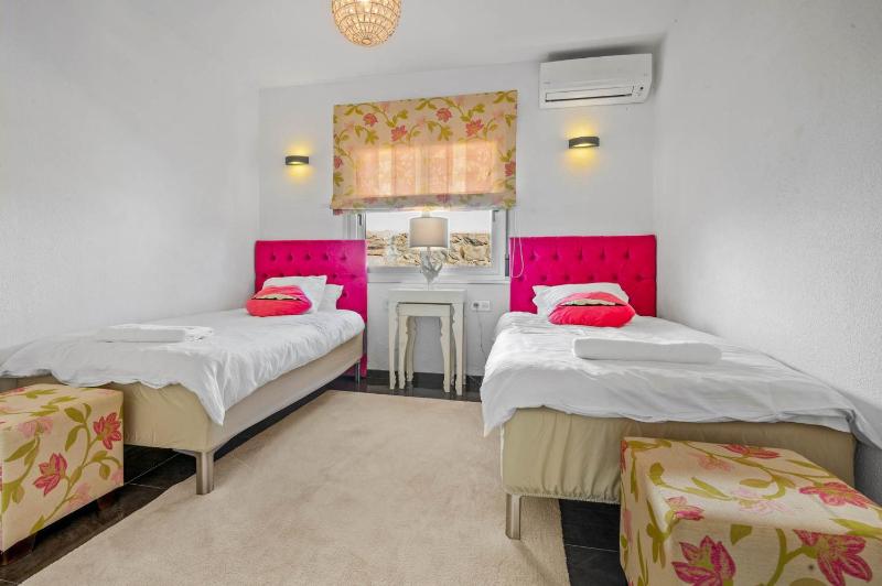 Villa Mariposa - CTV56V - image 24