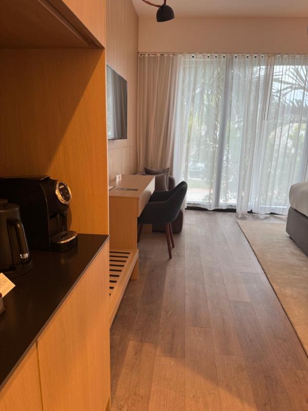 The March Hotel - image 14