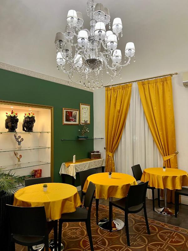 Duca di Uzeda Bed and Breakfast - image 12
