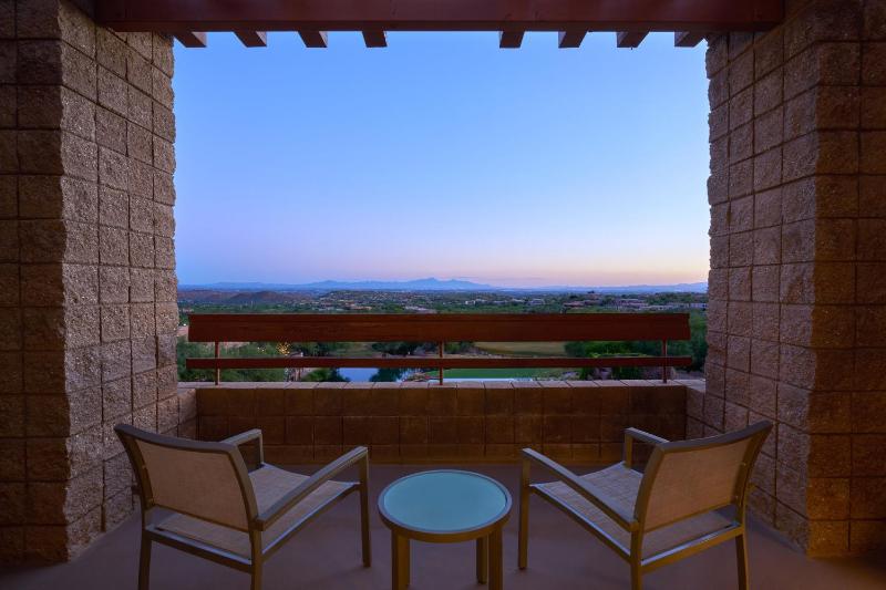 Loews Ventana Canyon Resort - image 38
