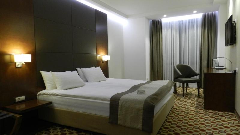 Deluxe Double or Twin Room with free one way airport transfer image 2
