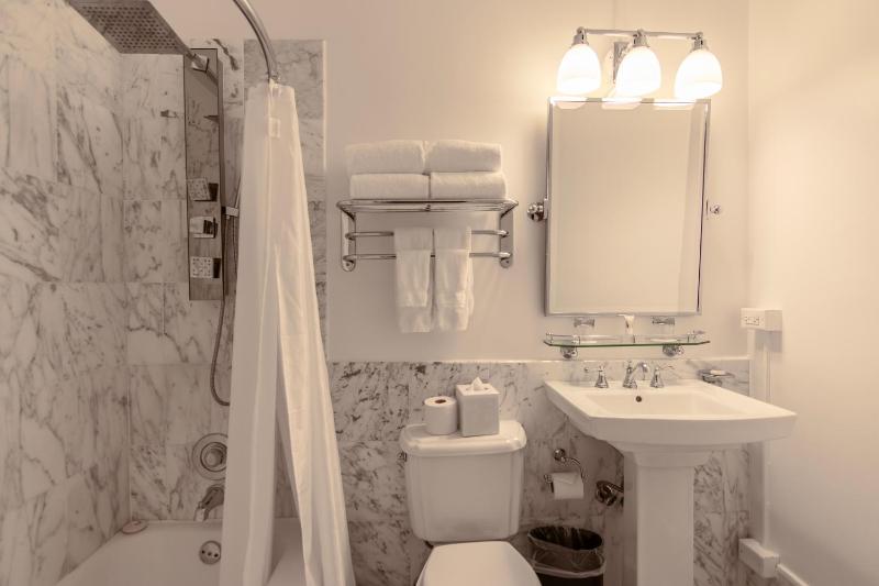Hotel Sorrento - image 11