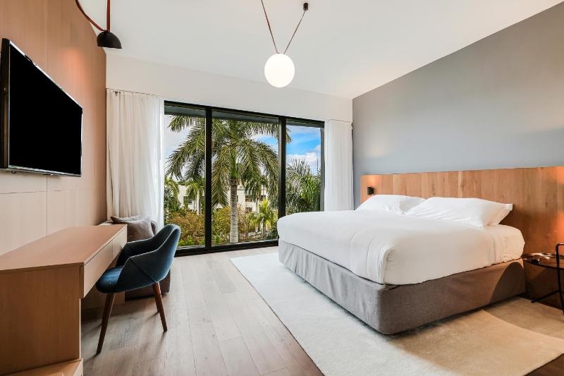 The March Hotel - image 15