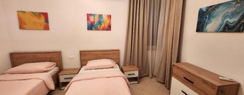 College Apartment - image 2
