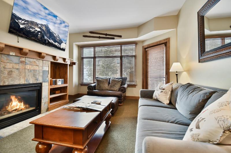 Unequalled Ski in Out Location Next to Gondola Superior 1BR Pool Condo Nast Winner B318 - image 10