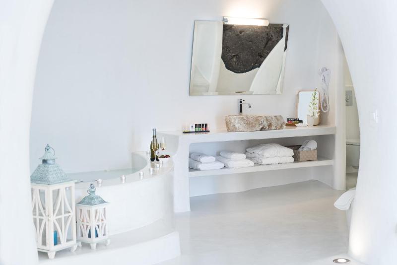 Maregio Suites - image 49