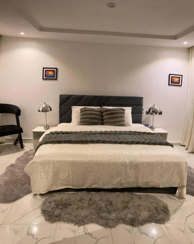OD Cribs Luxury Apartment and On demand Car Service - image 8