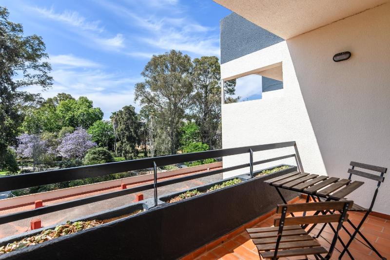 Double Room with Garden View image 1