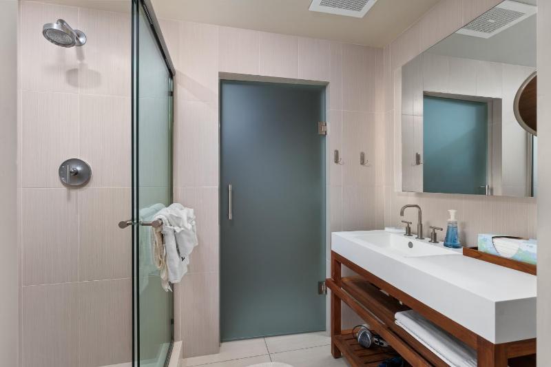 2BR W Resort Birds eye view of it all Professionally Designed - image 31