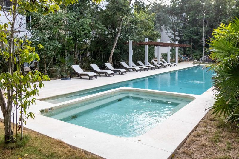 Modern Apt Tulum with 2 BDR Gym & Pool - image 37