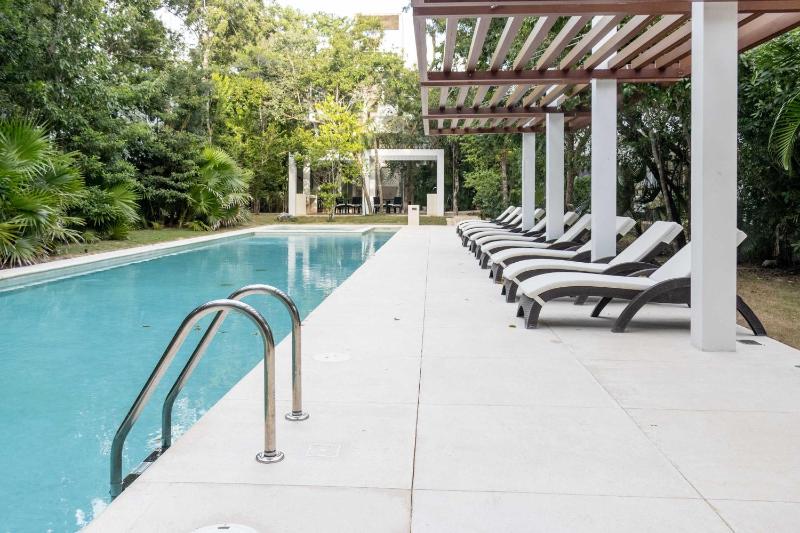 Modern Apt Tulum with 2 BDR Gym & Pool - image 31