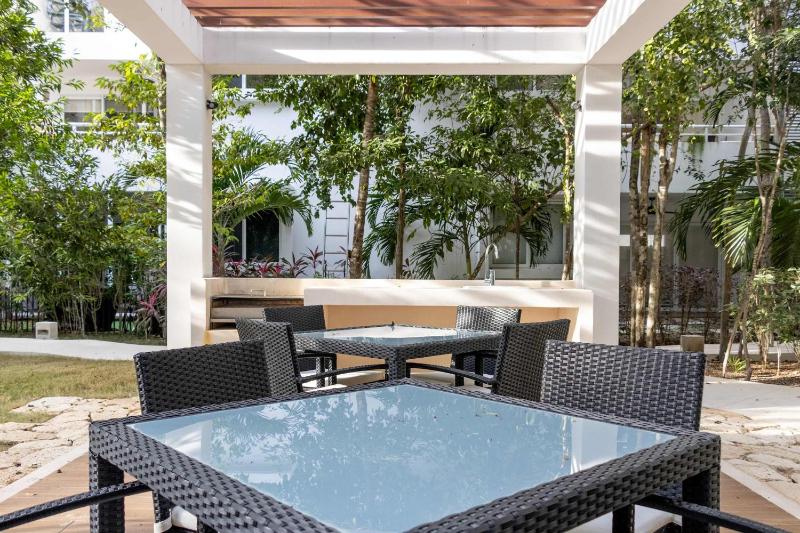 Modern Apt Tulum with 2 BDR Gym & Pool - image 9