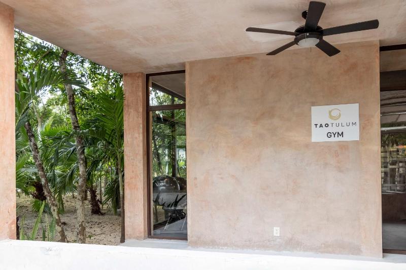 Modern Apt Tulum with 2 BDR Gym & Pool - image 8