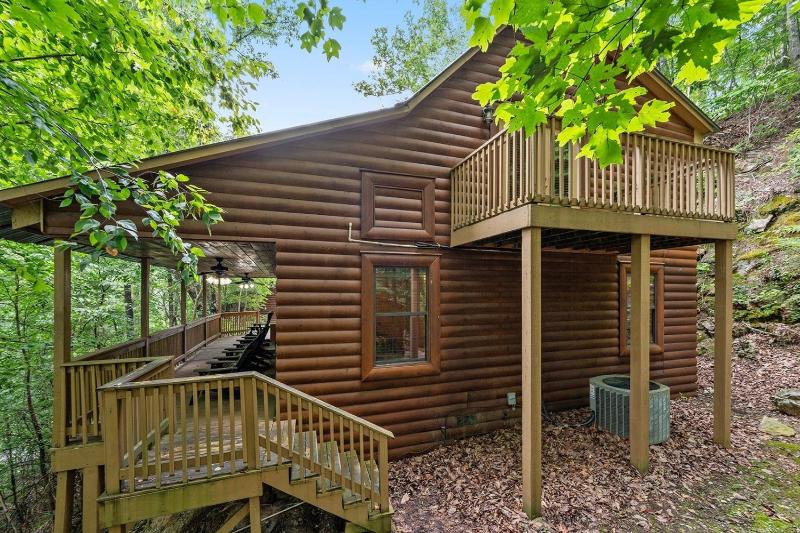 Two-Bedroom House image 4