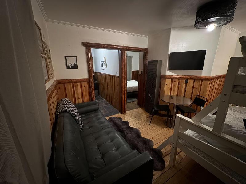 Three Pines Cabins - image 46
