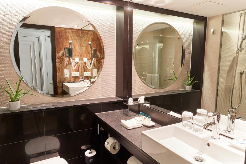 Superior Room image 1