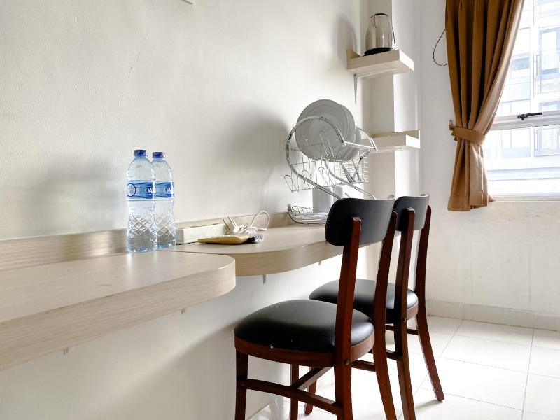 Modern Studio No Kitchen at Elvis Tower Apartment By Travelio - image 21
