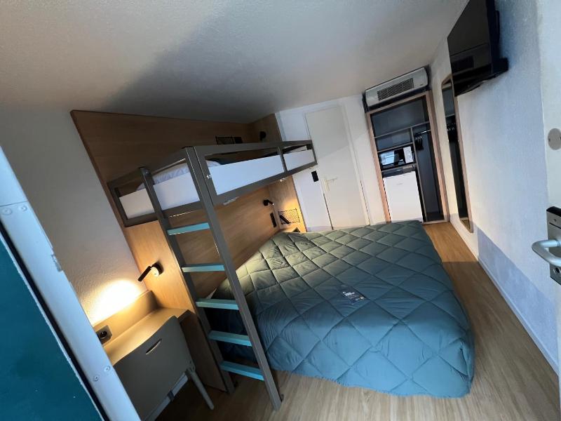 Standard - 1 Double Bed image 2