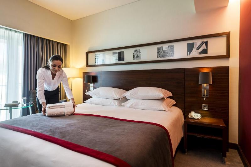 Executive Double Room image 3