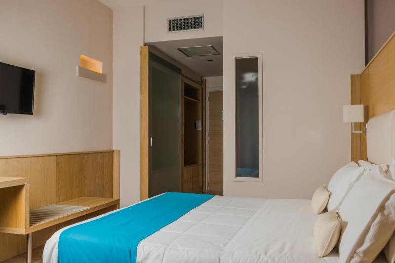 Superior Double Room with Spa Package image 4