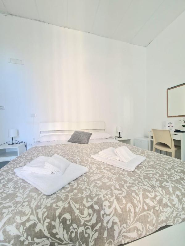Quadruple Room image 3