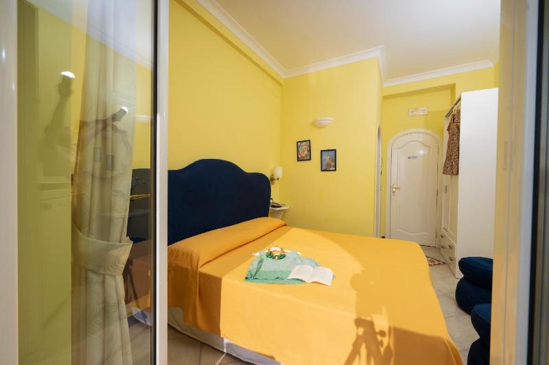 Palazzo Talamo - image 27